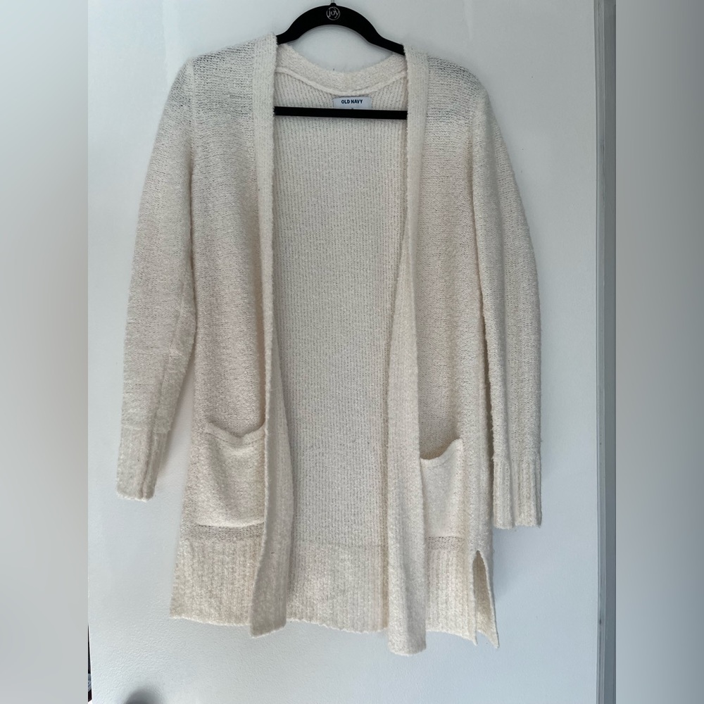 Old navy sweater